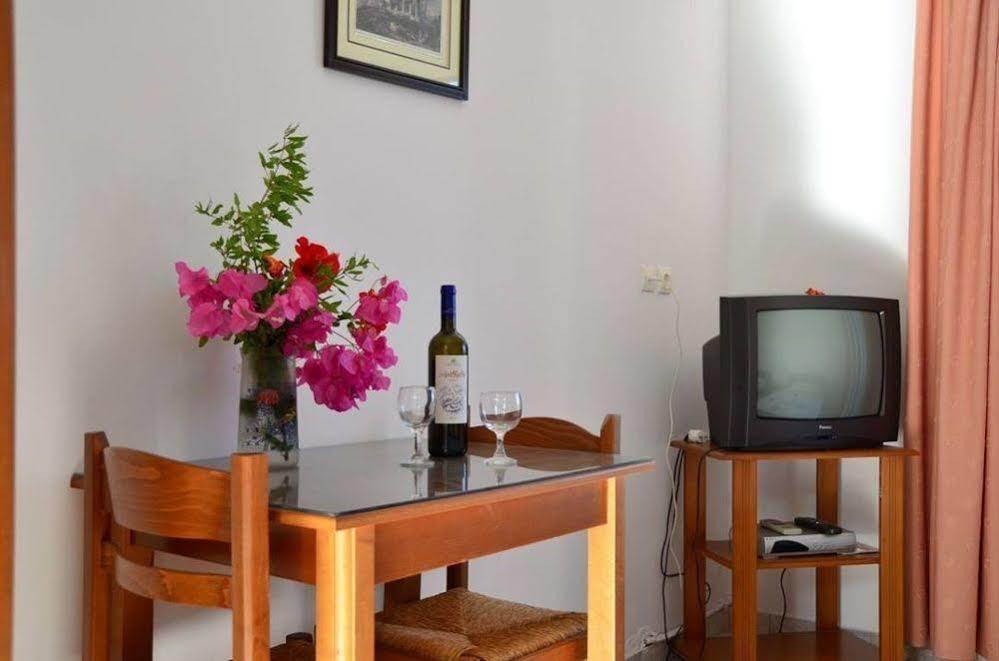 Panorama Studios Archangelos  Luaran gambar