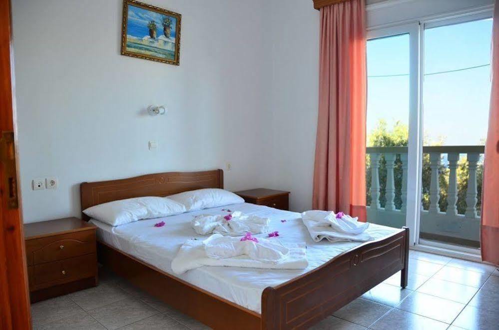 Panorama Studios Archangelos  Luaran gambar